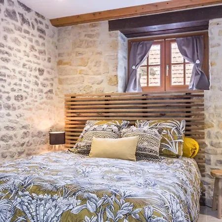 Le Refuge De L'hortensia 1 ゲストハウス 3*